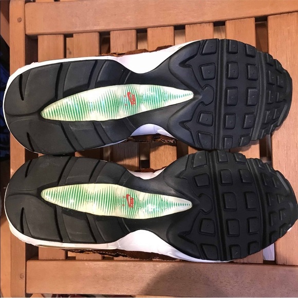 Nike Air Max 95 (OG) Supreme ‘ANIMAL PACK’ - Picture 6 of 8